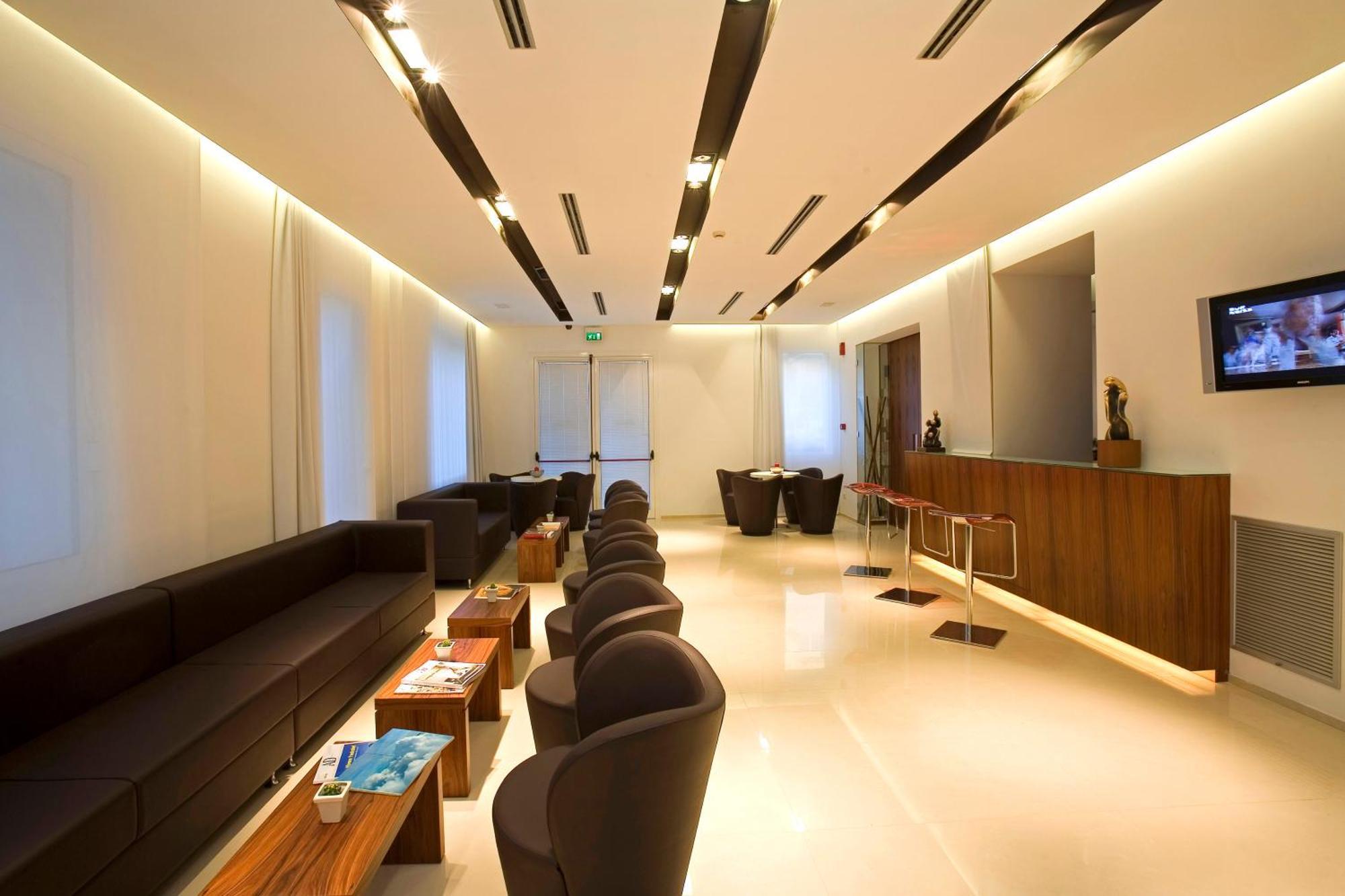 Card International Hotel Rimini Exterior photo